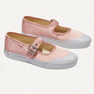 Vans NWOT Mary Jane Ballet Shoes in Chintz Rose, Size 6.5